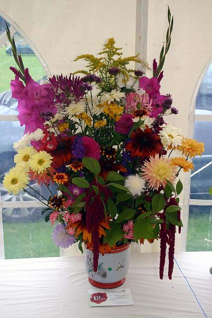 Prizewinning flowers 2.jpg